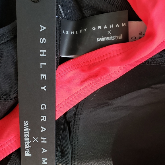 Ashley Graham Swimsuit For All Red Stripe One Piece Bathing Suit - Picture 9 of 11